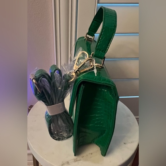 Olivia Miller Green Satchel Bag Glossy Finish - Picture 3 of 5